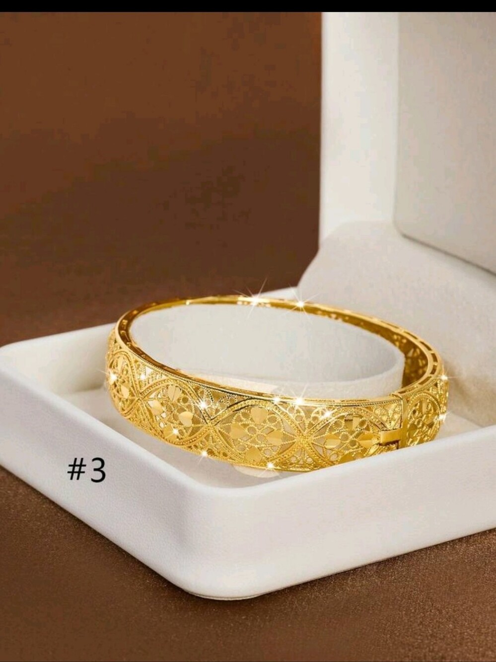BRAND NEW ** Elegant Filigree Gold Bangle Bracelet